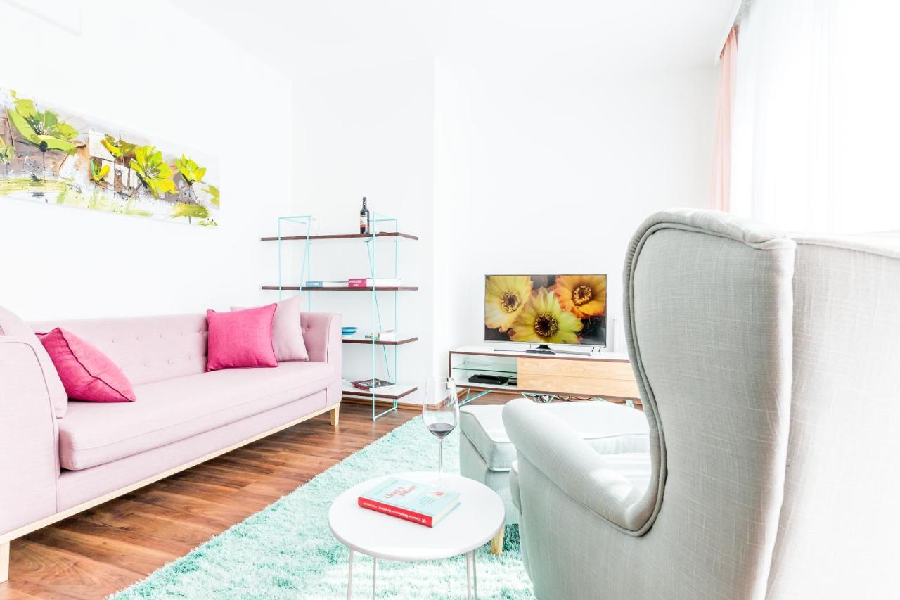 Simtown Suite Apartments Βιέννη Εξωτερικό φωτογραφία